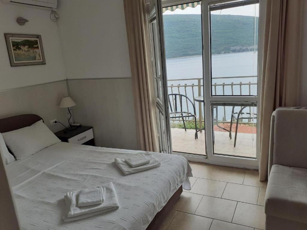 Villa Angelina Kumbor Kültér fotó